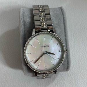 Nixon Kensington watch